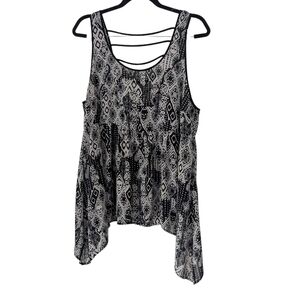 Torrid Black/White Boho Skull Top Sz.2 (18/20)